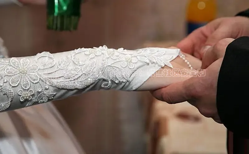 意昂体育4官网百度智能云**2024年普格新闻警察节：聚焦社区安全和
媒体责任**